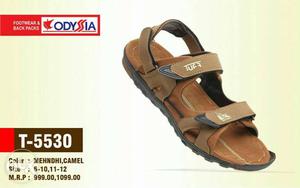 Unpaired Brown And Black Hiking Sandal