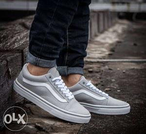 Vans old skool trandy shoes limited stock