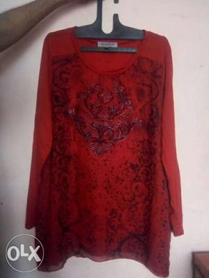 Women's Red And Black Floral Blouse