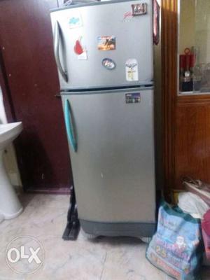 Working condition Godrej 160 ltrs