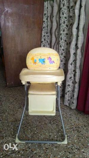 Baby chair from Lifestyle in good condition