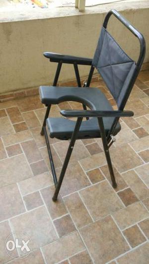 Black And Gray Folding Toilet Chair