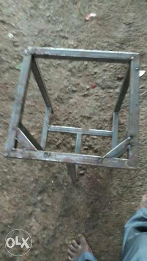 Black metal framed chairs, 16 gauge, 24 frames