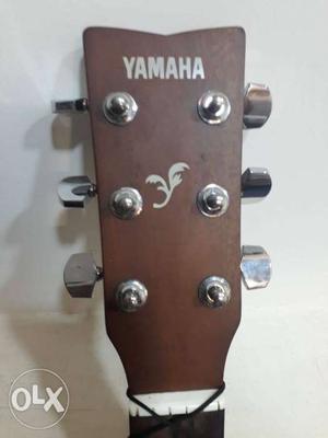 Brown And Gray Yamaha Guitar Headstock