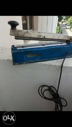 Ceiling machine.. good condition intrested ones