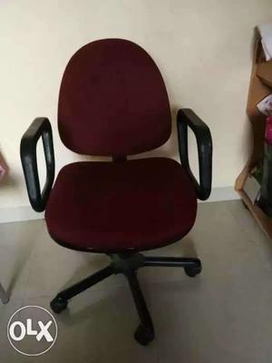 Computer table and revolving chair in tip top condition for