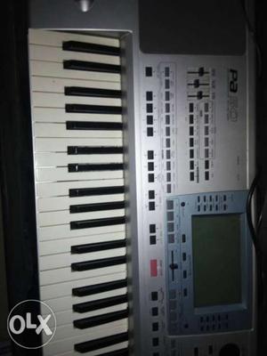 Korg pa50 with adaptor and cover