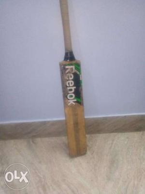 Reebok retone bat