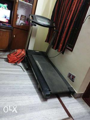 Sportrack Treadmill. 7 years old general service