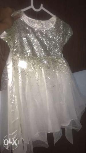 4 to 5 years girl dress. new.