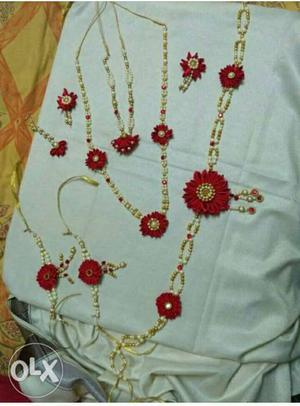 Customised jewellery for haldi and marriage