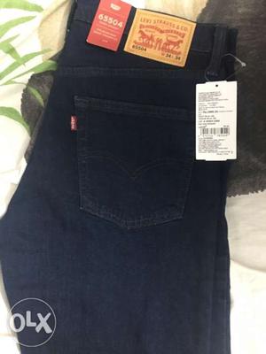 Dark blue Levi's Jeans Size 34 With Bill, one day old