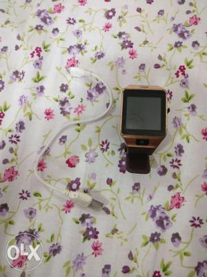 Smart watch in good condition with USB charger
