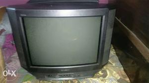 Sony TV, CRT, super sound,good picture quality,