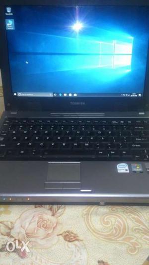 Toshiba Laptop Windows 10 for Sale in Vikaspuri (Good