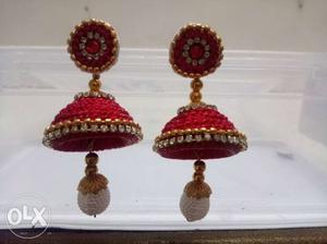 Two Red-and-brown Knitted Table Decors