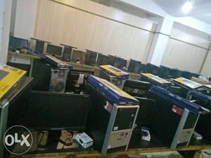 Used Compaterട /Laptops Avaialable
