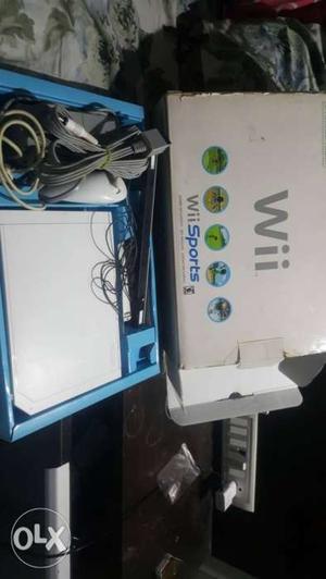 White Nintendo Wii Sports Console With Box