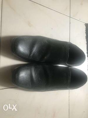 Black color formal shoes for office and work