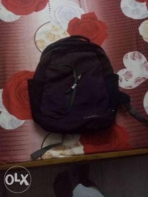 Maroon color stylish back bag