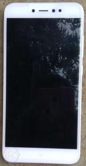 My new mobile redmi Y1 only 2 month 4 GB 64 GB No