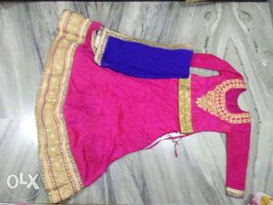 One time used party wear lehanga. pink colour