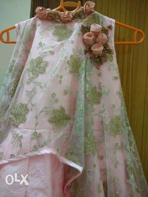 Peach colour long frock,size for 5,year and