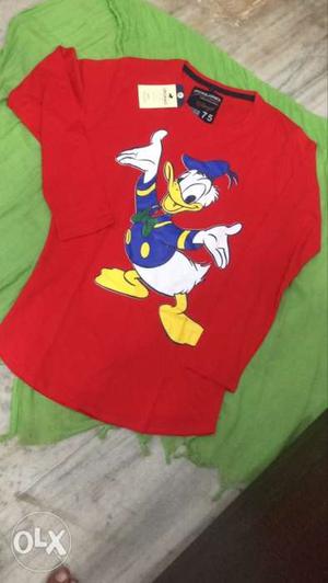 Red, Blue, And White Duffy Duck Printed Crew-neck T-shirt