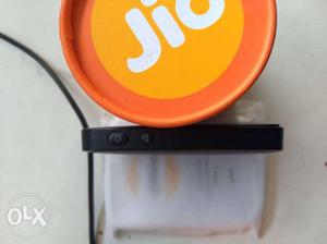Reliance jiofi 3 With box and original charger