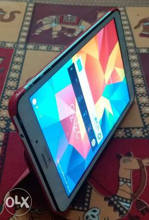 Samsung Tab 4 SM-T331 white mint condition.