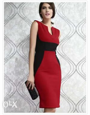 Structured Red Bodycon Dress PRODUCT INFORMATION