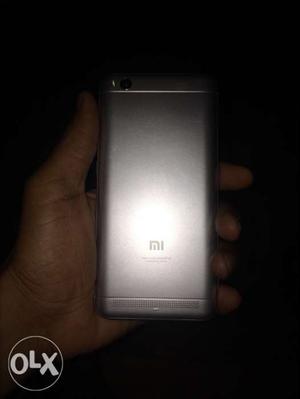 Very good condition phone mi 5a 16gb urgent sale