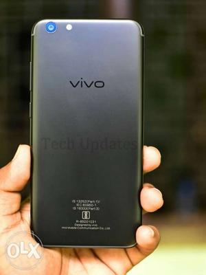 Vivo y66 phone condtion iss all good 3GB ram 32GB memori.