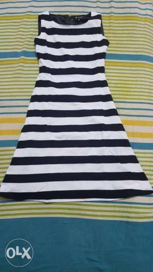 White And Black Stripe Sleeveless Dress
