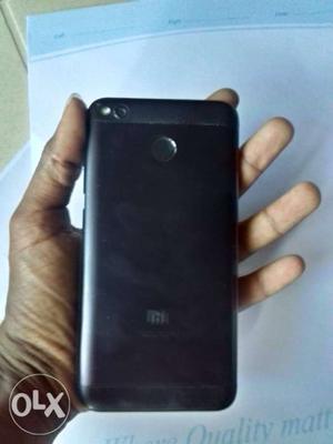 It's red mi 4 fingerprint mobile available Rs