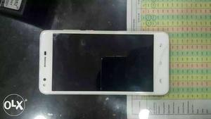 Lava x19 for sale, its a 3g phone,,little bit