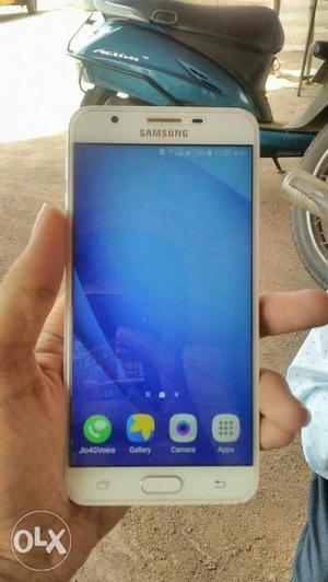 Samsung j7 prime white colour gd condition
