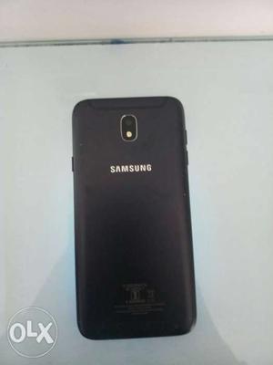 Samsung j7pro in gud condition with bill box