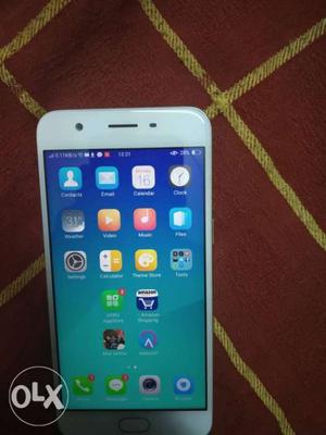 Selling oppo a57.with bill box charger. Very