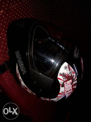 Black And White Magma Full-face Helmet