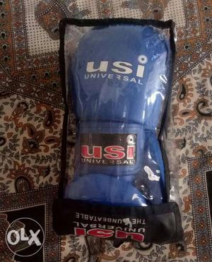 Boxing gloves brand name = USI universal