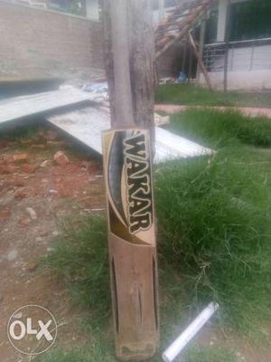 Brown Wakar Cricket Bat