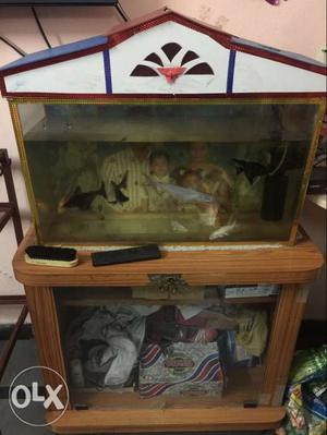 Table with aquarium for sale (with out fish for
