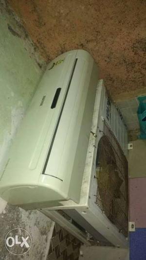 3 year old and good condition AC