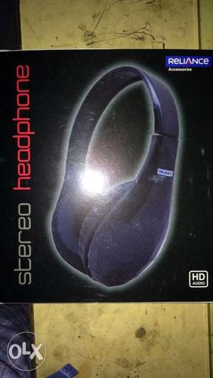 Black Reliance Stereo Headphones Box