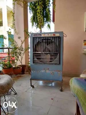 Desert cooler in good condition.