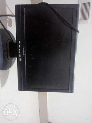 Good one and new running condition 18 inchs lcd