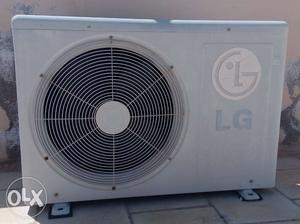 LG 1-ton ac very good condition sale immediately