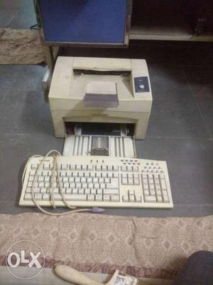 Old printer and key board in cheap price.