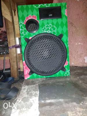 One month use amplifier and speaker for sale